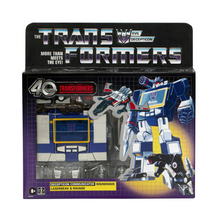 Load image into Gallery viewer, Transformers Retro Collection SOUNDWAVE with Laserbeak & Ravage