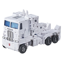Load image into Gallery viewer, Transformers Kingdom War for Cybertron ULTRA MAGNUS (Leader Class)
