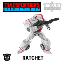 Load image into Gallery viewer, Transformers Studio Series SS82 RATCHET (Deluxe Class)