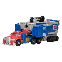 Load image into Gallery viewer, Transformers Legacy Evolution ARMADA OPTIMUS PRIME (Commander Class)
