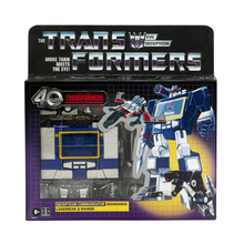 Load image into Gallery viewer, Transformers Retro Collection SOUNDWAVE with Laserbeak &amp; Ravage
