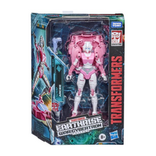 Load image into Gallery viewer, Transformers Earthrise War for Cybertron ARCEE (Deluxe Class)
